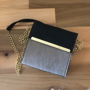 Steve Madden Black and Gold Chain Crossbody